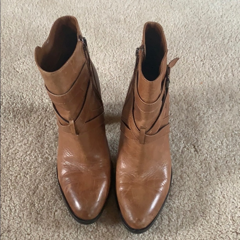 Vince camuto brown heeled bootie